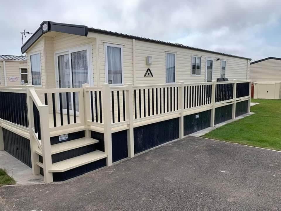 6 Berth Deluxe Caravan Palm Grove 42 Chapel Saint Leonards Eksteriør billede